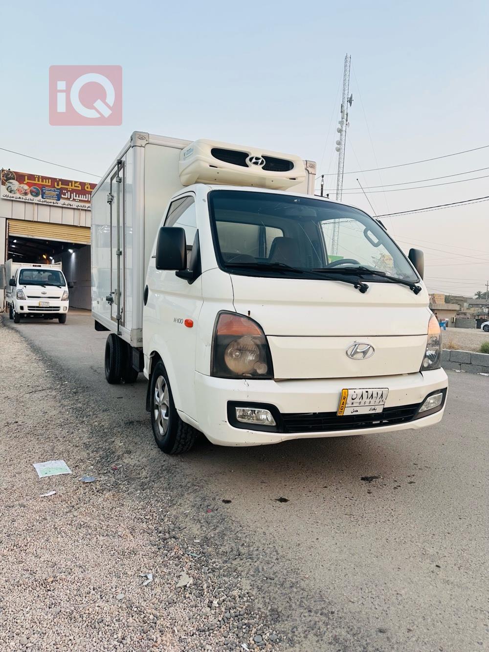 Hyundai H-100